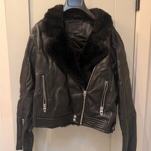 BLANK NYC Black Leather Moto Jacket w Fur Collar
